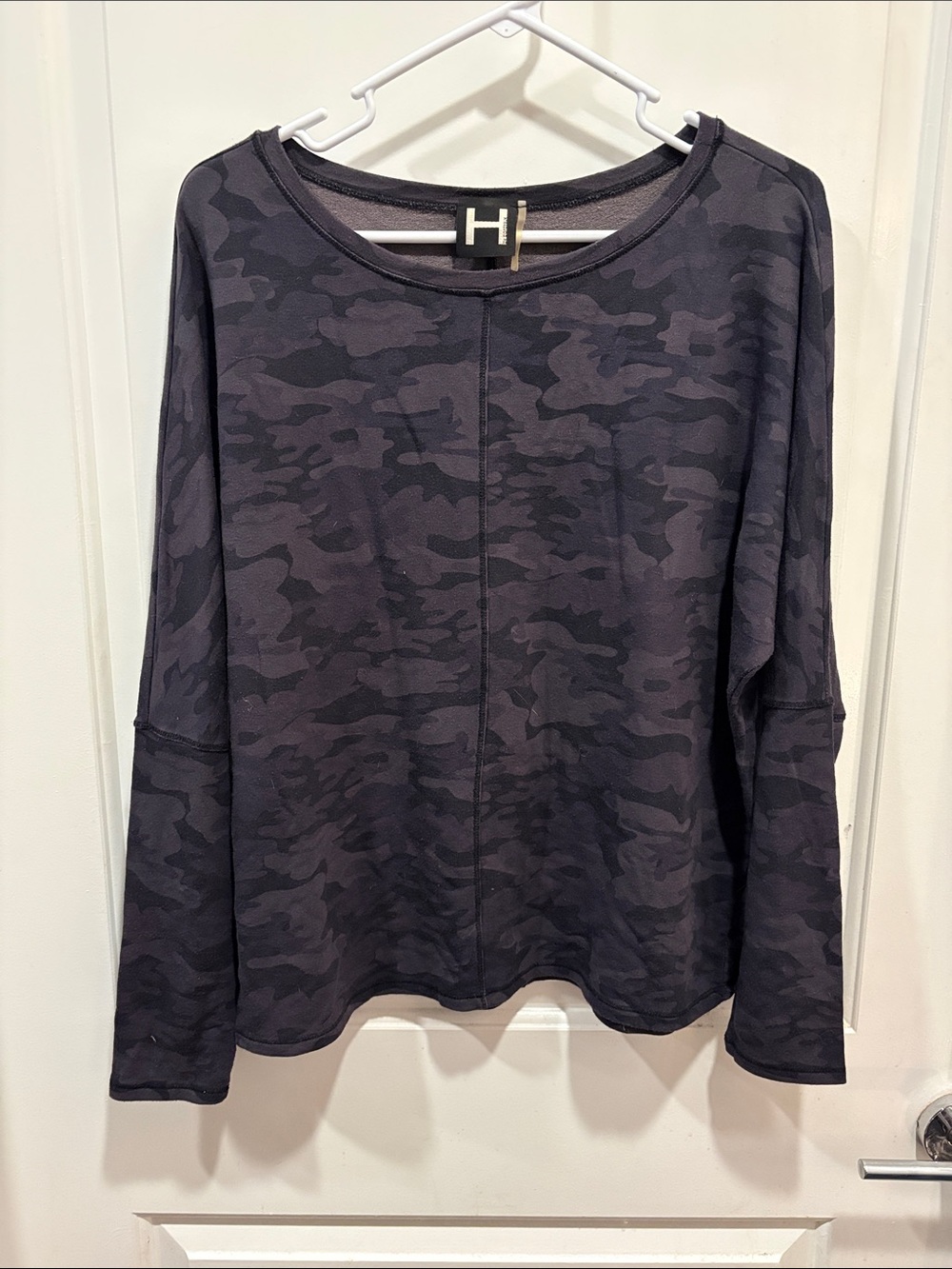H by Bordeaux Camo Pullover